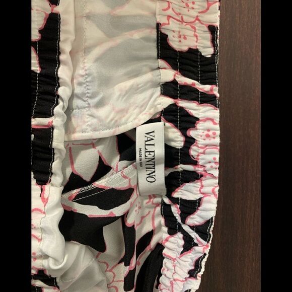 💥Authentic Valentino floral print 100% silk pants size Small, NWT - Picture 4 of 12